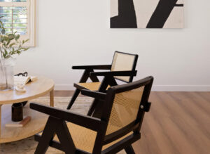 Vue Staging: Home-Our-Portfolio-5329-Dunrobin-Ave_23